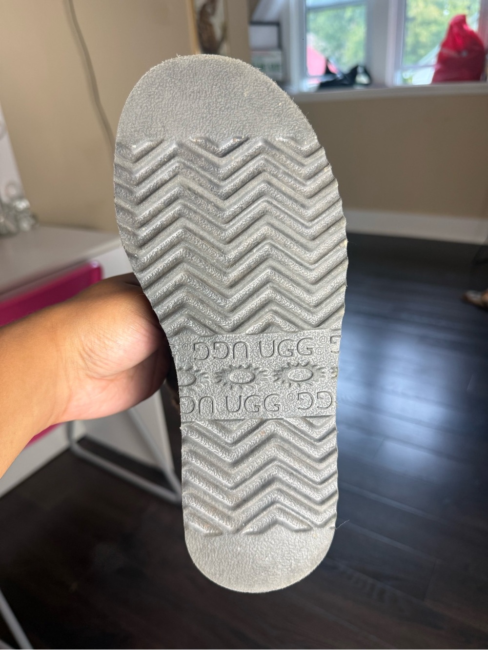 🤍 UGG Australia Classic‎ Short II Boots – Grey Sheepskin - Picture 13 of 16